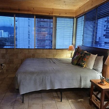 Hawaiian King Aparthotel Χονολουλού Δωμάτιο φωτογραφία